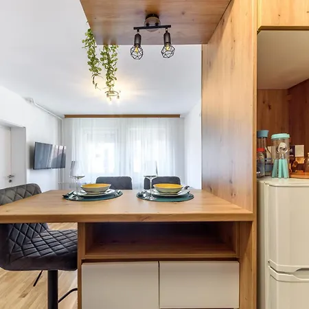 Bright & Modern - Citycenter *