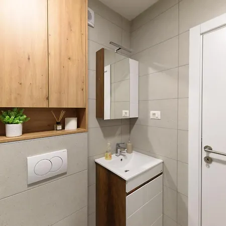 Bright & Modern - Citycenter Novi Sad