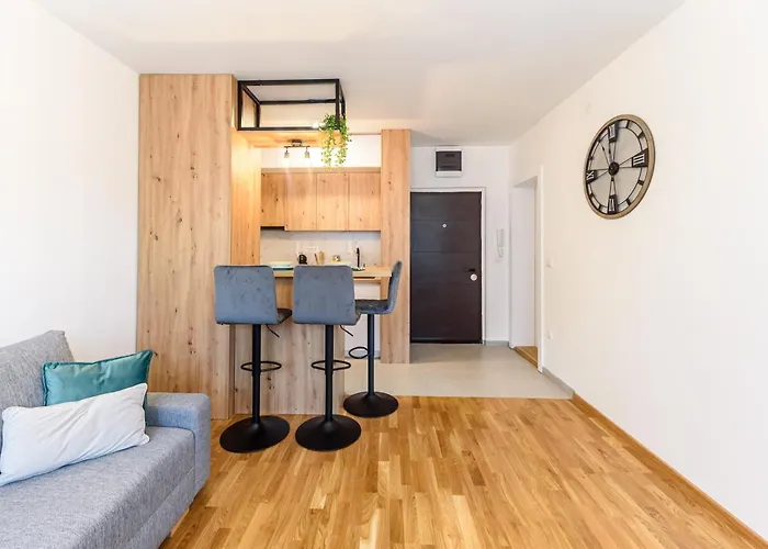 Bright & Modern - Citycenter نوفي ساد